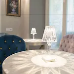 Vendégház Leone D'autore - Chiaia 4*