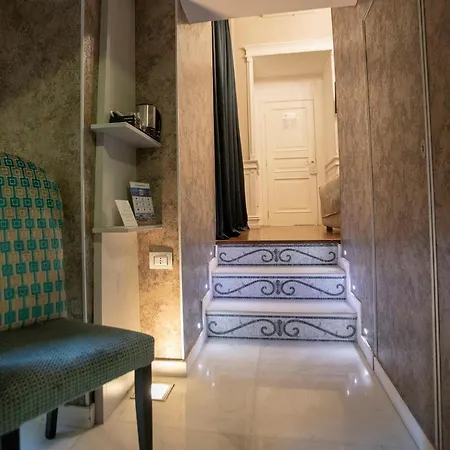 Leone D'autore - Chiaia Nápoles