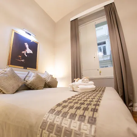 Leone D'autore - Chiaia Casa de hóspedes 4*