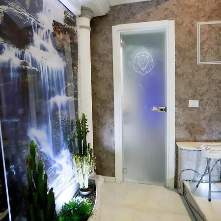 Leone D'autore - Chiaia Neapel