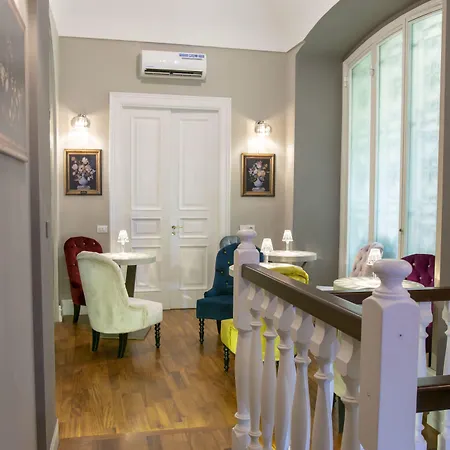 Leone D'autore - Chiaia Maison d'hôtes Naples