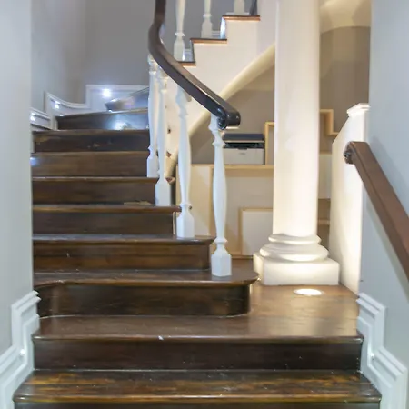 Leone D'autore - Chiaia Pensionat