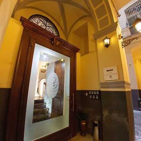 Leone D'autore - Chiaia 4* Naples