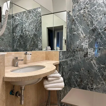 Pensionat Leone D'autore - Chiaia